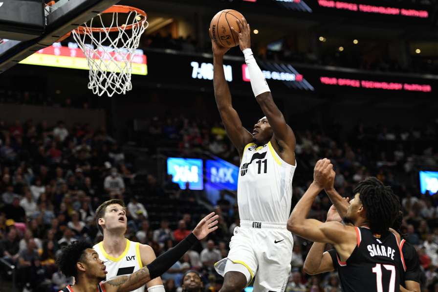 ng体育- 爵士队，马尔卡宁三分神准，率队逆袭快船  