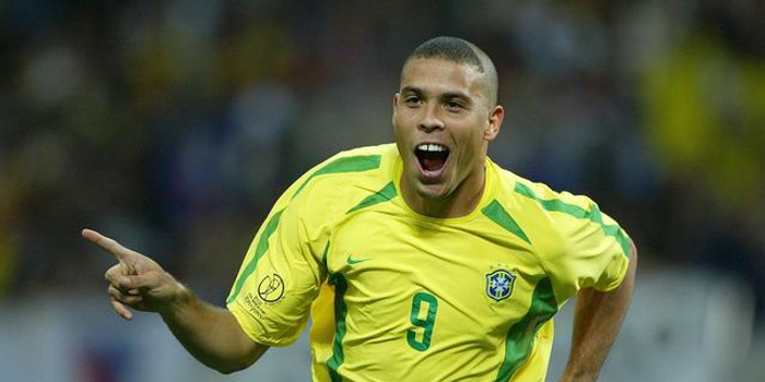  兰斯传奇射手宣布退役，三十年绿茵岁月画上句点  